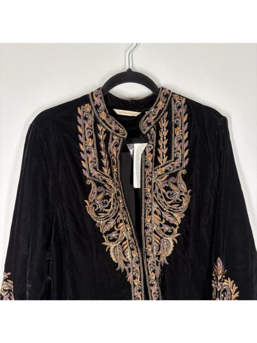 Soft Surroundings Sz L Black Gold Beaded Embroidered Velvet Belcastel Jacket NWT - Picture 5 of 14